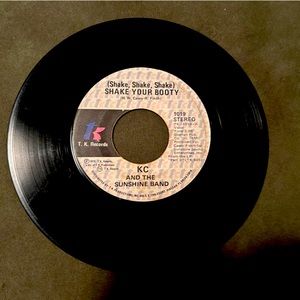 KC and the Sunshine Band shake your booty & Boogie Shoes record